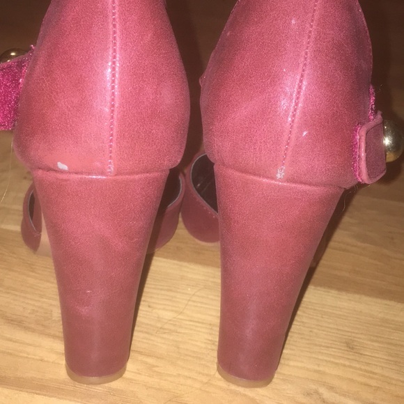 Shoe Republic LA Heels - Picture 3 of 3